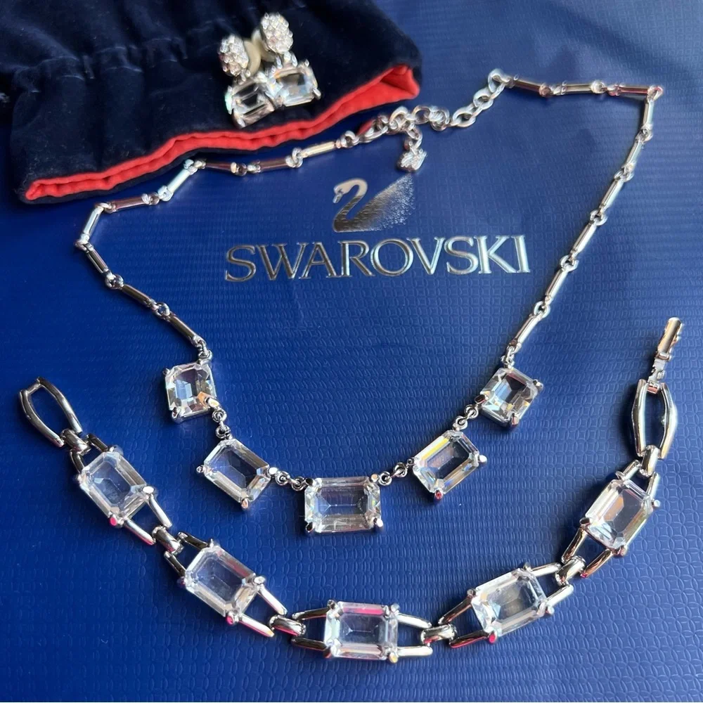 AUTHENTIC Swarovski Emerald-cut Crystal Necklace & Earrings SET Vintage - Picture 4 of 17